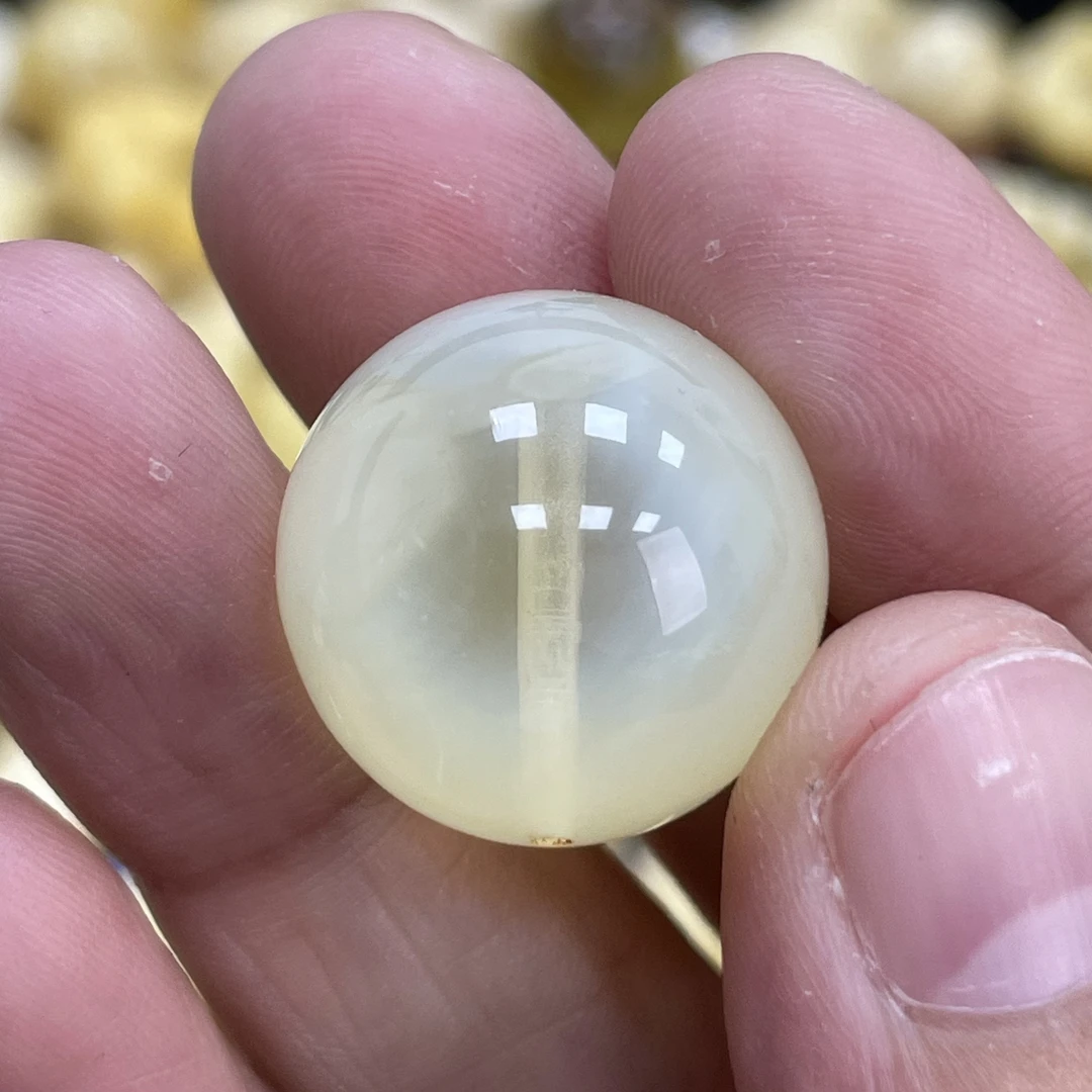 魔梵珠宝｜19.6mm俄料琥珀蜜蜡特色荧光珠款