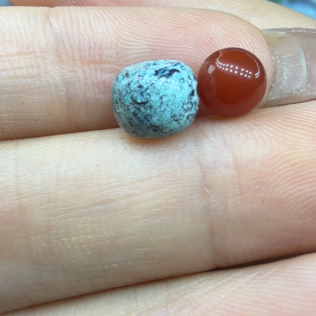 南红玛瑙配饰未镶嵌