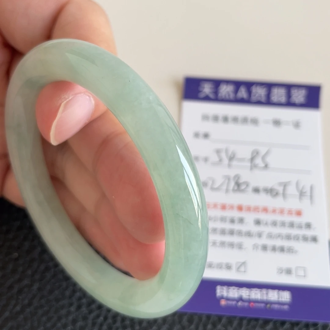 翡翠未镶嵌手镯翡翠