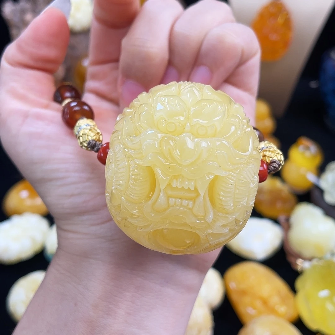 琥珀未镶嵌珠宝奇石