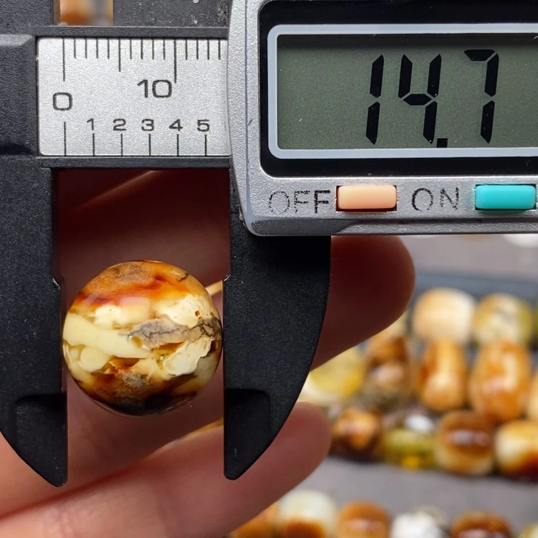 未镶嵌琥珀戒指圆珠