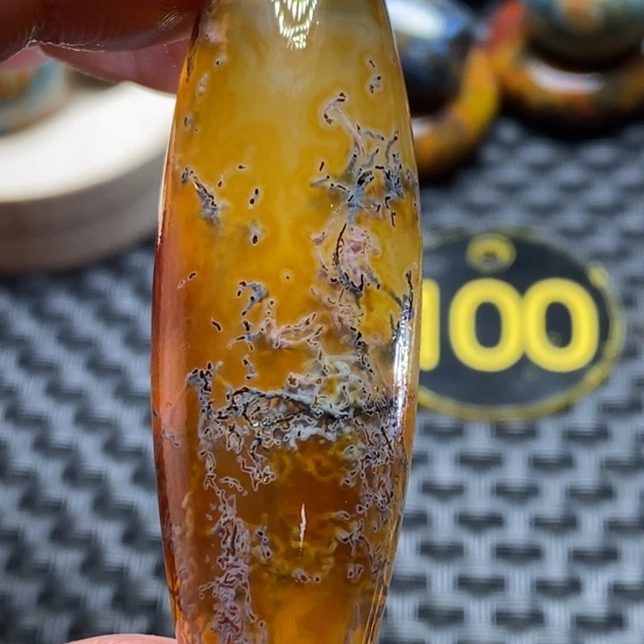 大***1玛瑙/玉髓未镶嵌颈饰