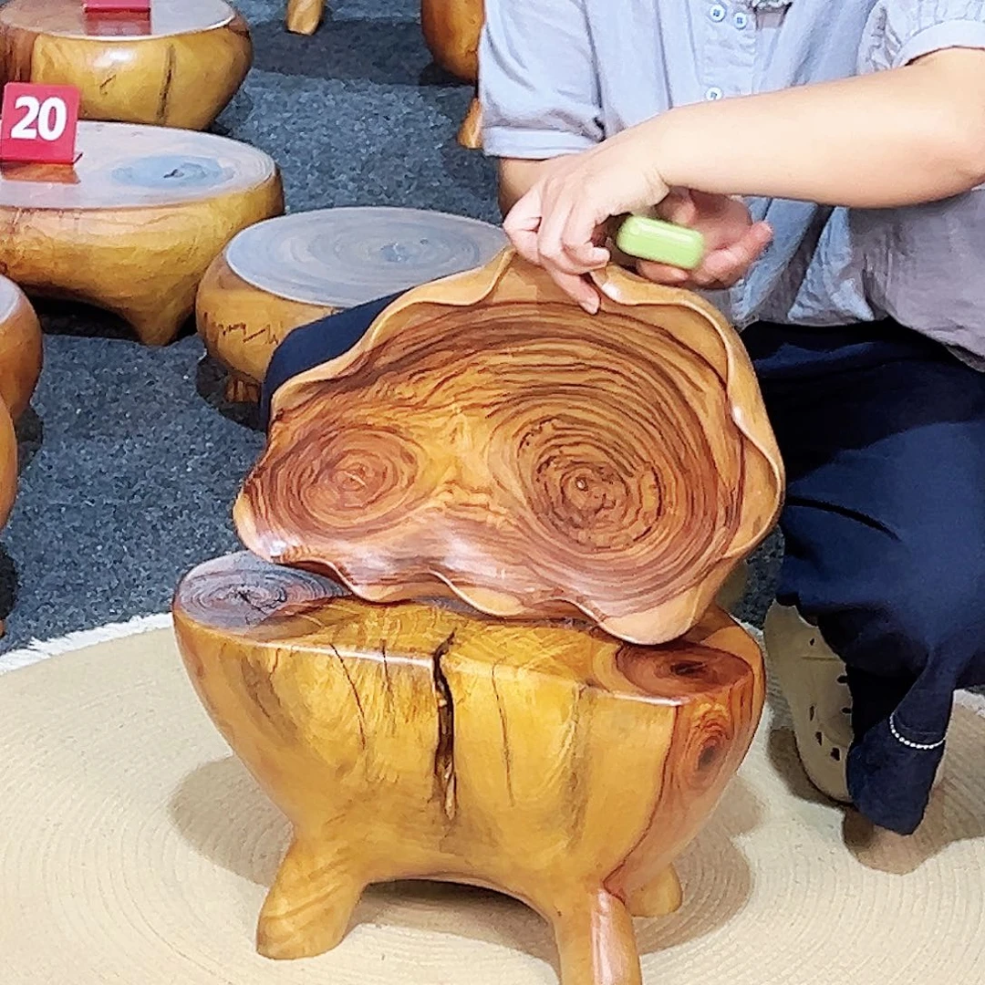 20 号香樟木尺寸：39-26-4.5cm