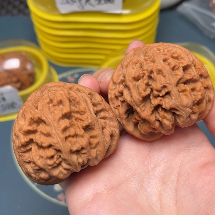 文玩核桃吊坠47-35481-05