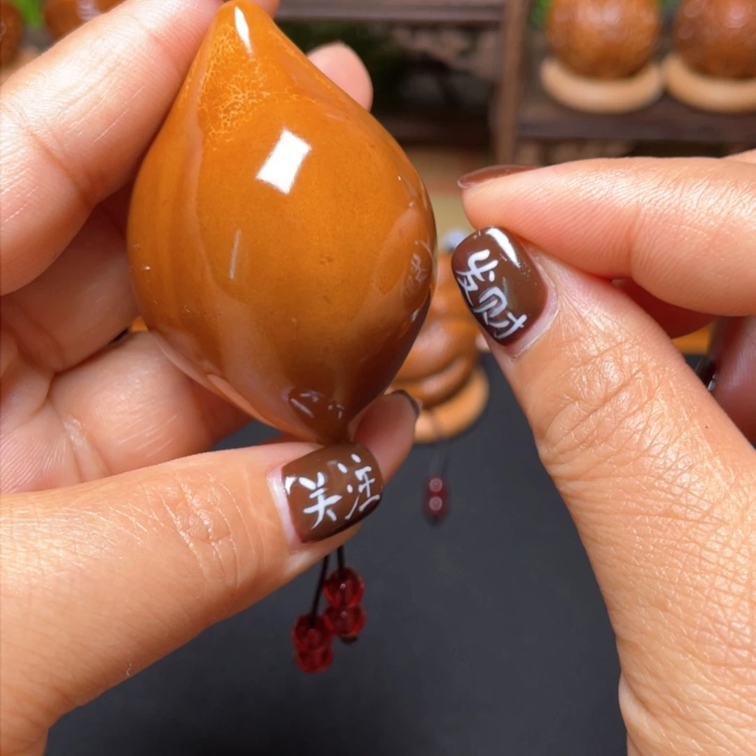 橄榄核吊坠一线天37穿配