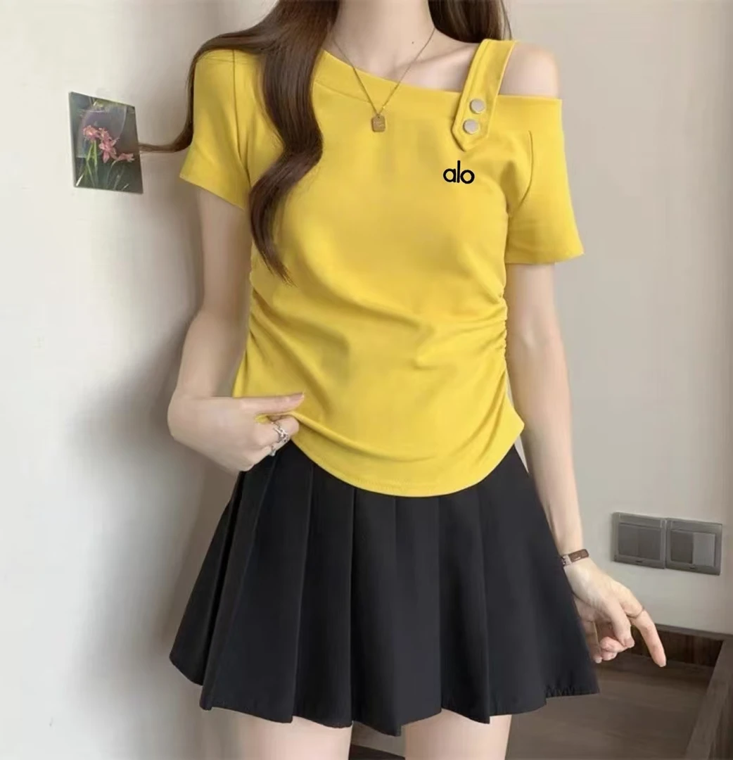 2025新款字母印花露肩别致短袖T恤女夏季收腰显瘦遮肚上衣女