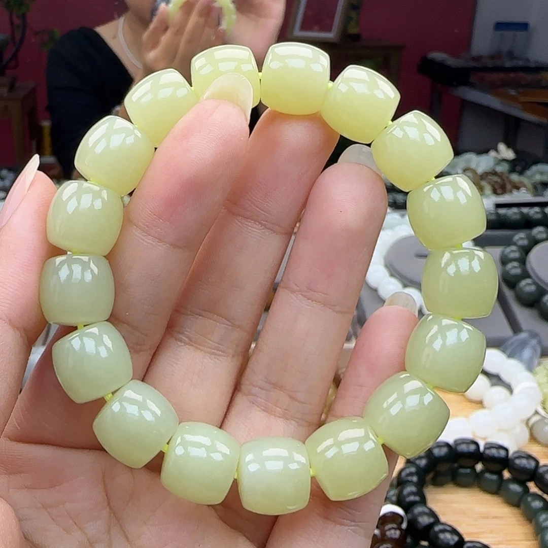 手串未镶嵌和田玉