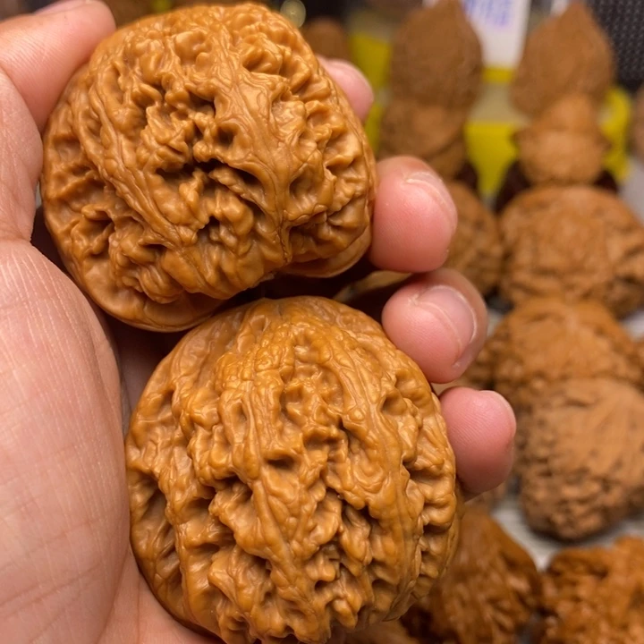 吊坠文玩核桃不****虹粗筋