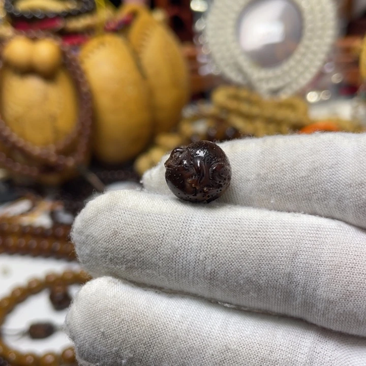 手串星月菩提雕刻金蟾