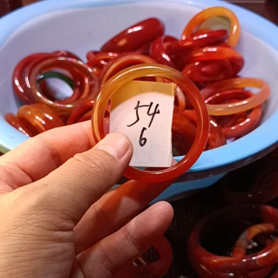 玛瑙/玉髓未镶嵌手镯