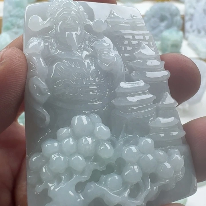 翡翠未镶嵌颈饰天然缅甸A货翡翠