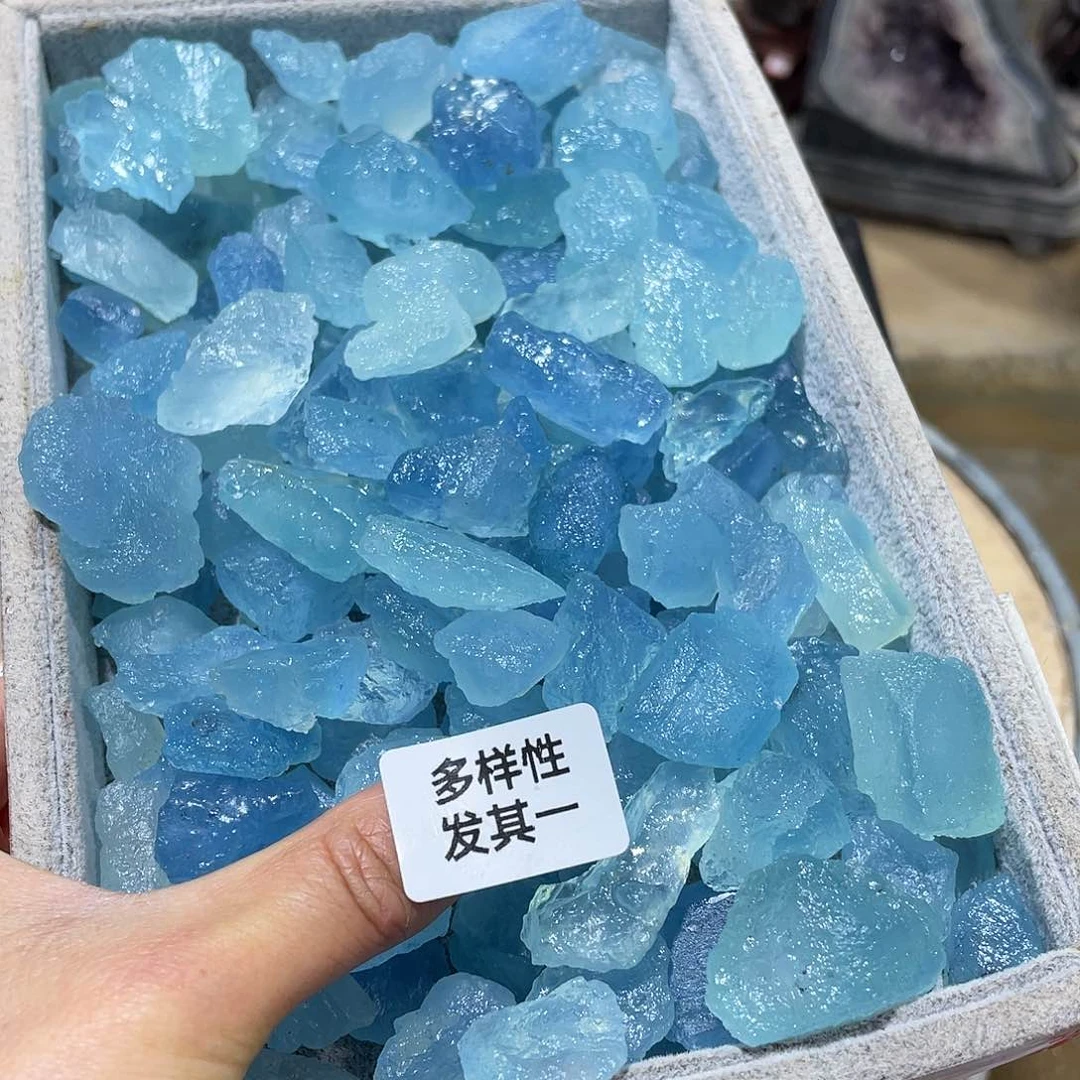 水晶摆件…..未镶嵌30g