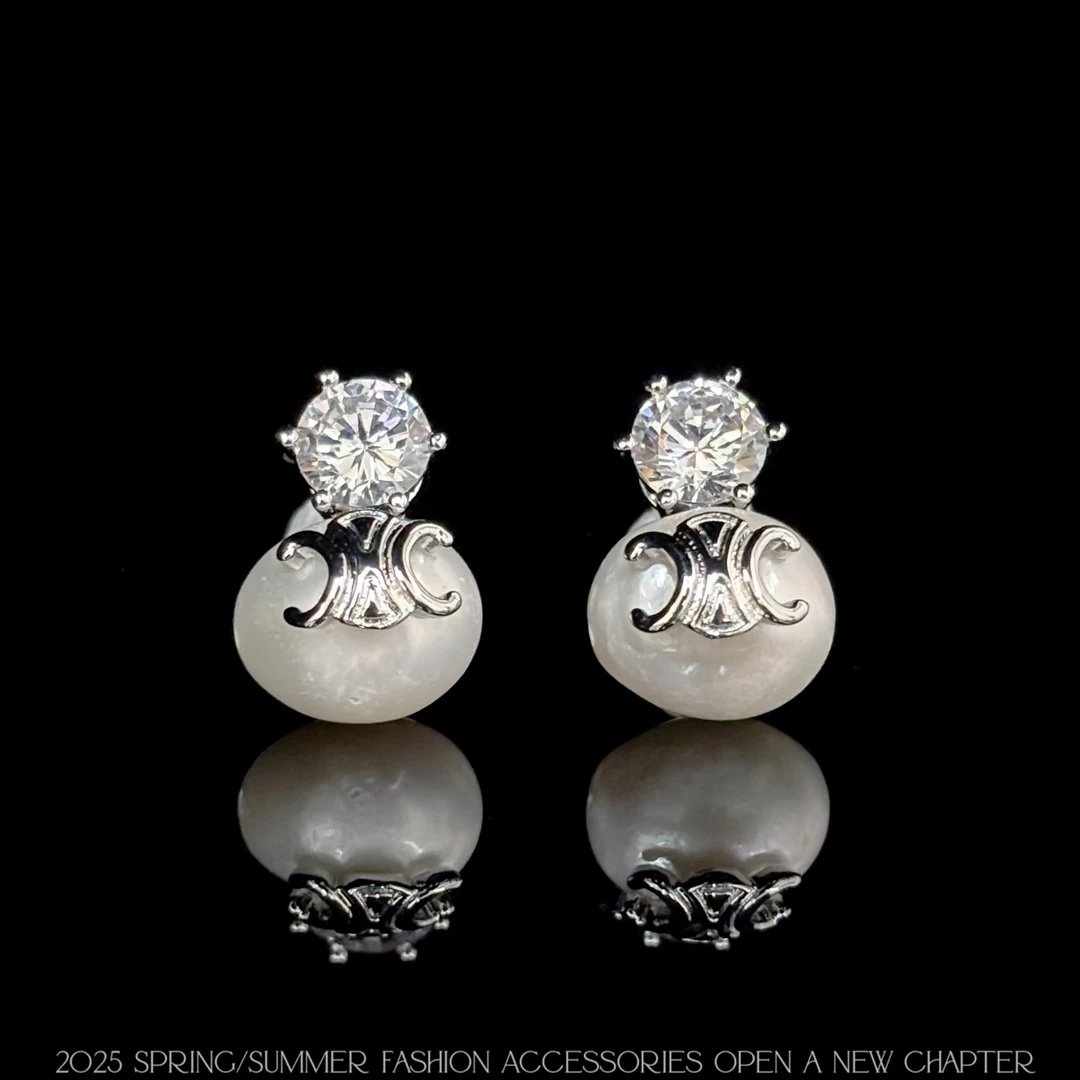 铜合金耳饰 镀k金 2025款C8036【凯旋门珍珠】铂堡俪 BOBAOLI 耳钉