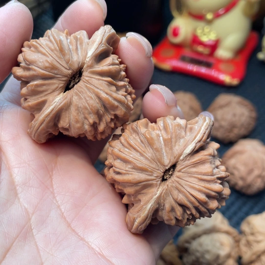 文玩核桃把件遇**进四座楼4.5全品