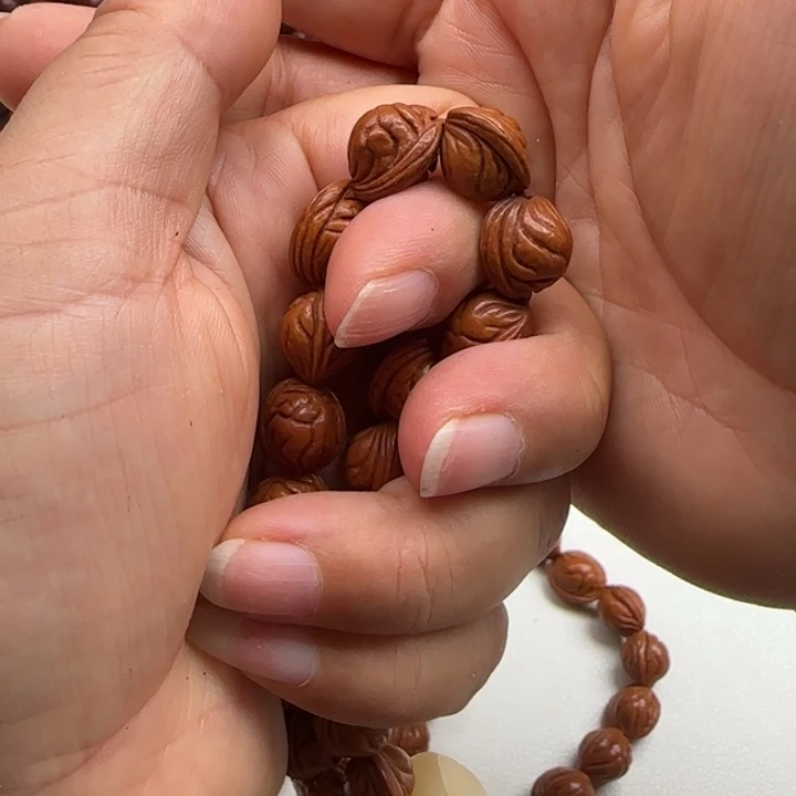 猴头核桃吊坠菩提