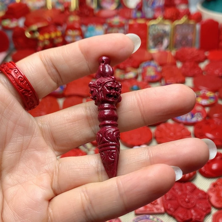 天然辰砂工艺品朱砂吊坠