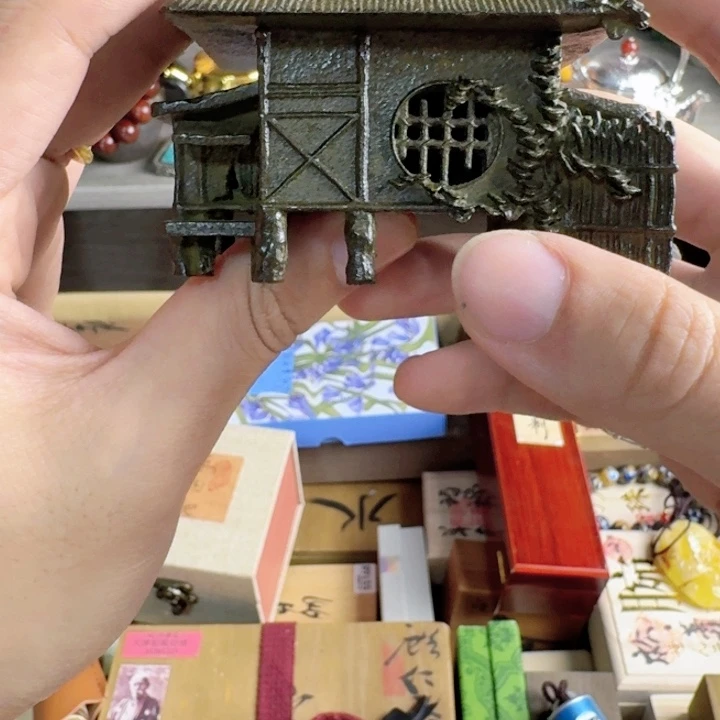 砖雕瓷器工艺品等摆件等