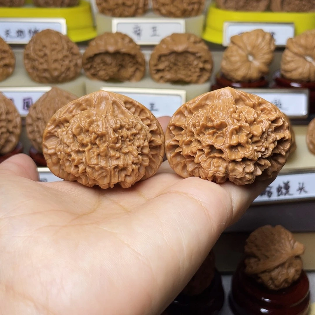 把件文玩核桃官帽48左右