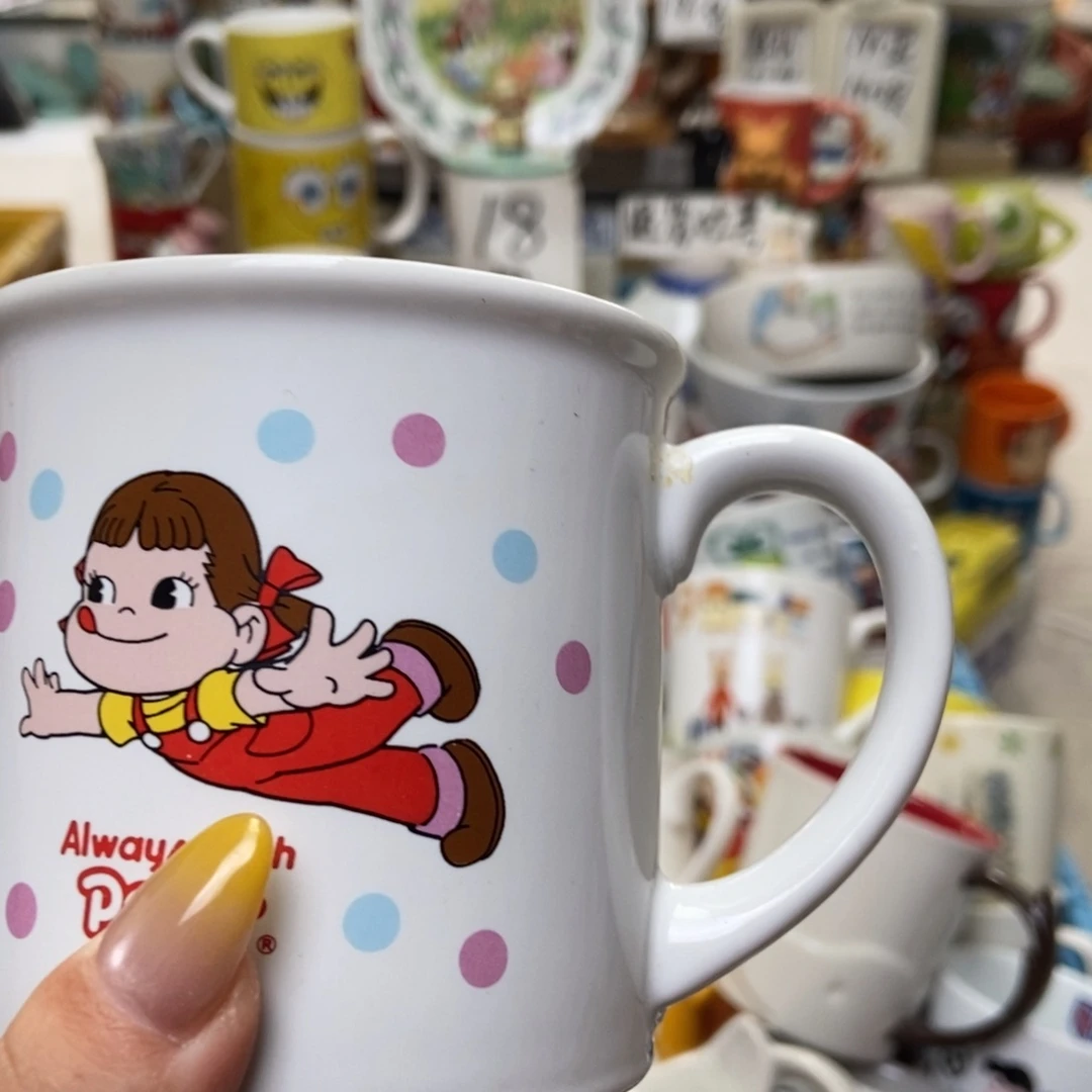 摆件娃****哈陶瓷哈哈哈哈哈