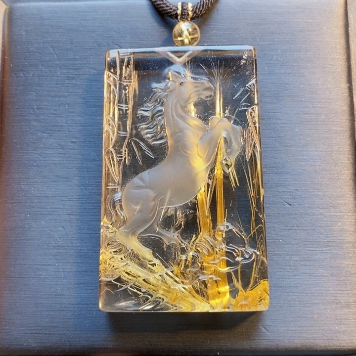 颈饰未镶嵌发晶天然白体黄钛晶生肖马到成功无事牌