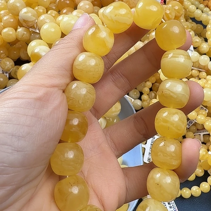 琥珀未镶嵌珠宝奇石