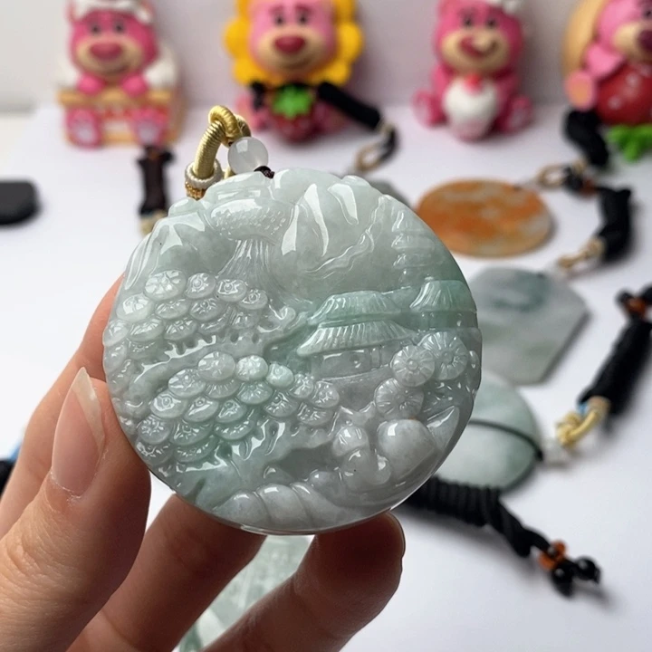 翡翠未镶嵌颈饰翡翠