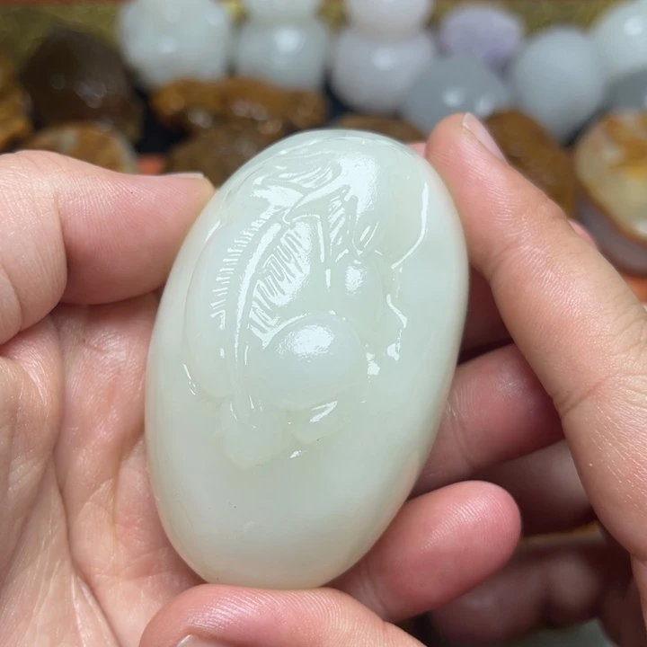 石材天然方解石手把件不退换