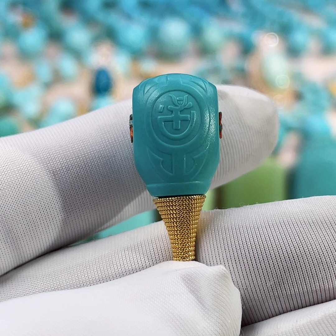 绿松石珠宝奇石18K金镶嵌