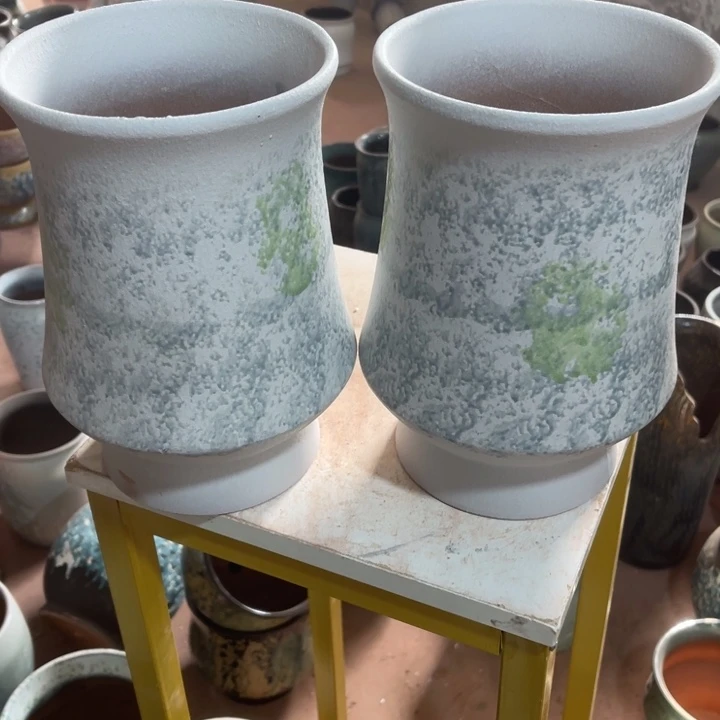 紫砂花盆口径16高度24两只正品