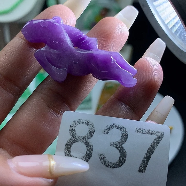 翡翠未镶嵌吊坠(不含链)翡翠