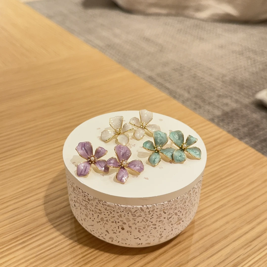 合金耳饰 Zwinnie/詹维尼【三花耳钉】 ES188