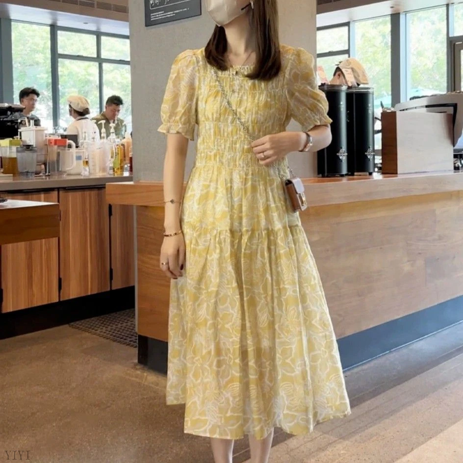 法式小众碎花褶皱拼接设计感短袖连衣裙女夏季时髦洋气法式连衣裙