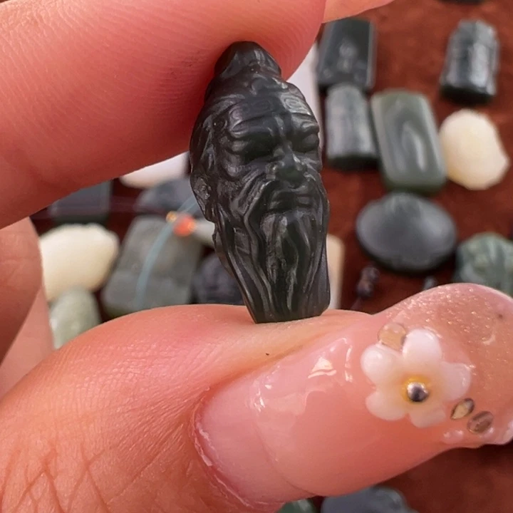 和田玉未镶嵌吊坠(不含链)