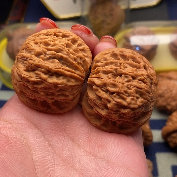 文玩核桃把件磨盘