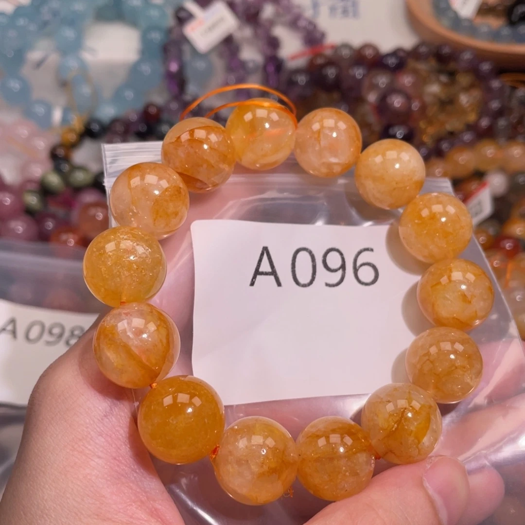 老***吴未镶嵌手链水晶688886666