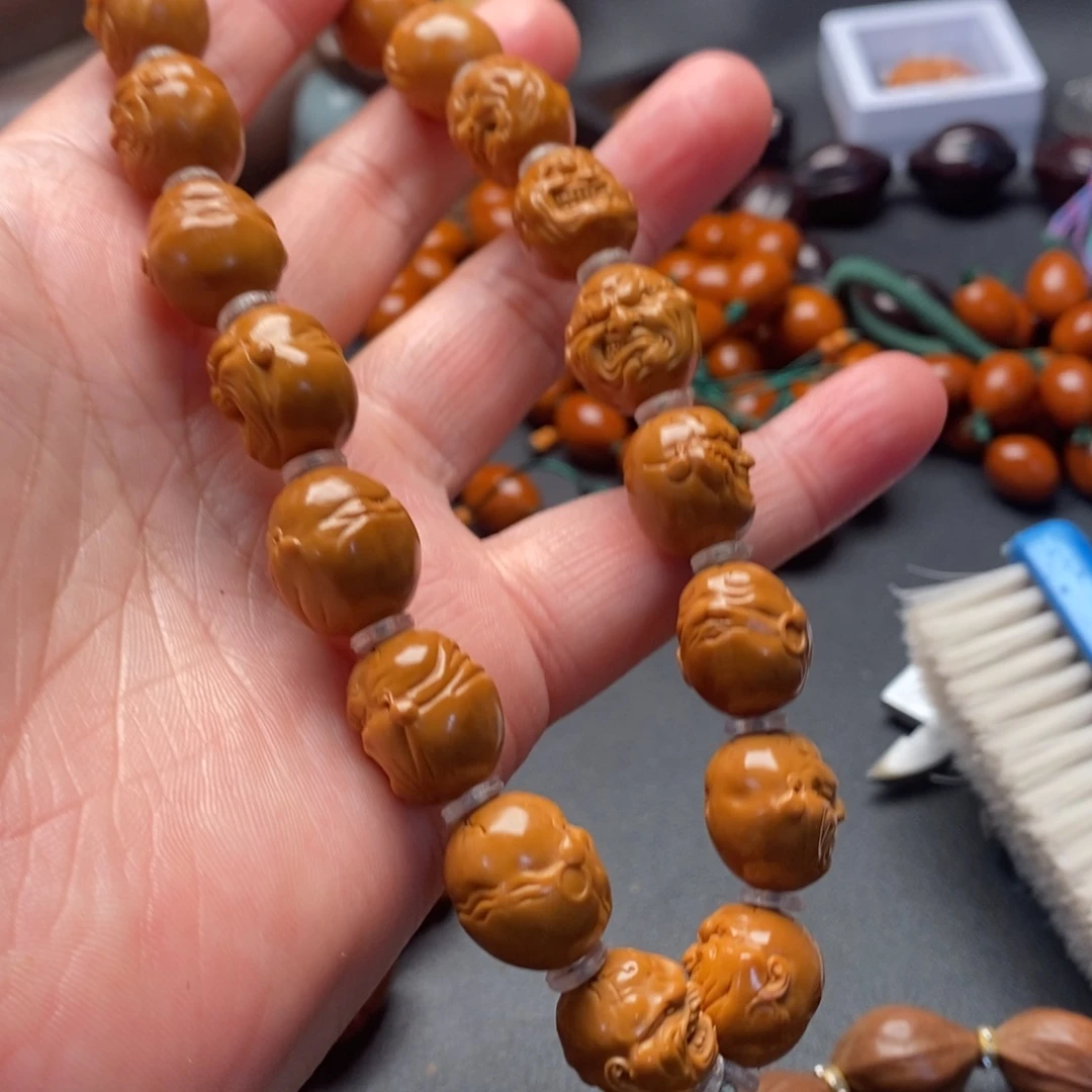 吊坠橄榄核兜**?橄榄核