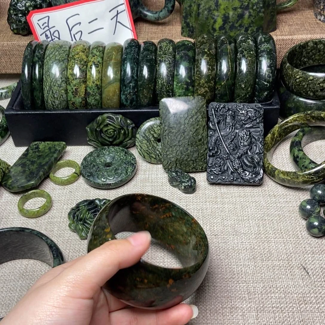 蛇纹石玉手链未镶嵌梅*～