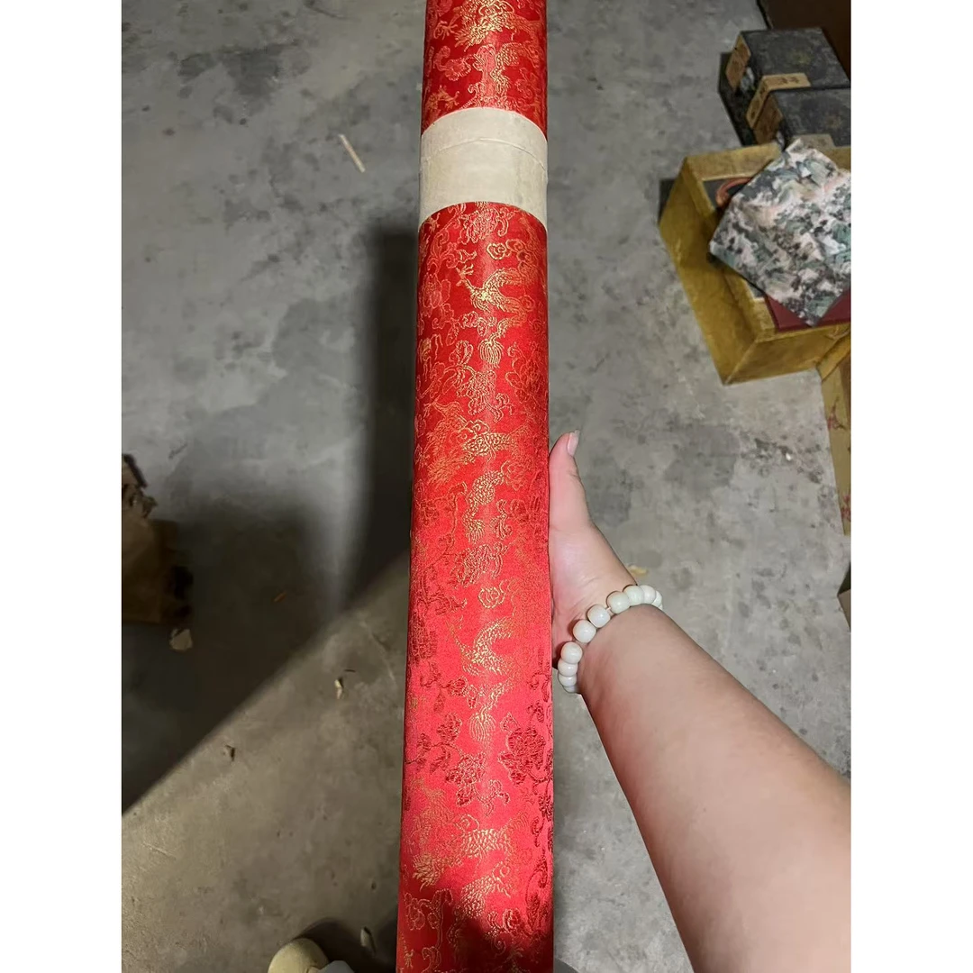 精品摆件红色圆筒