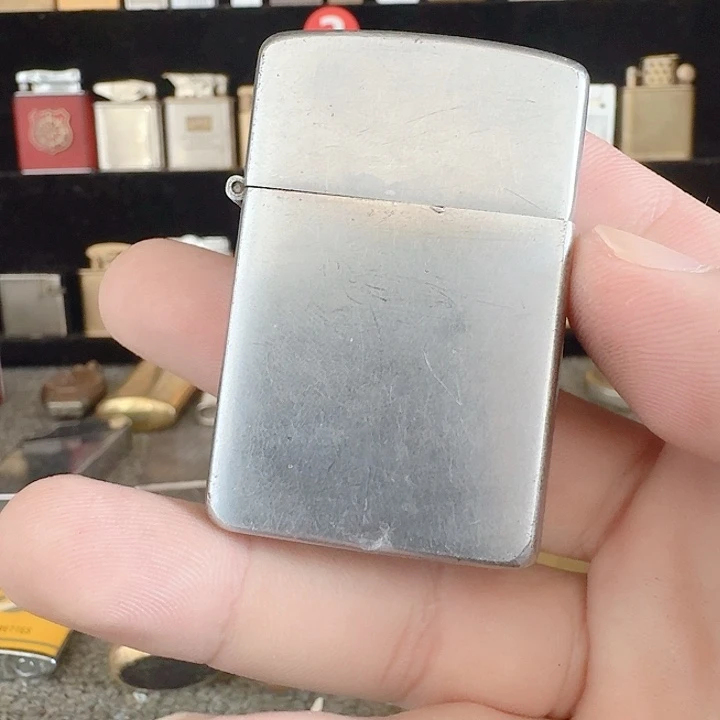 黄***X奥地利冠军煤油打火机