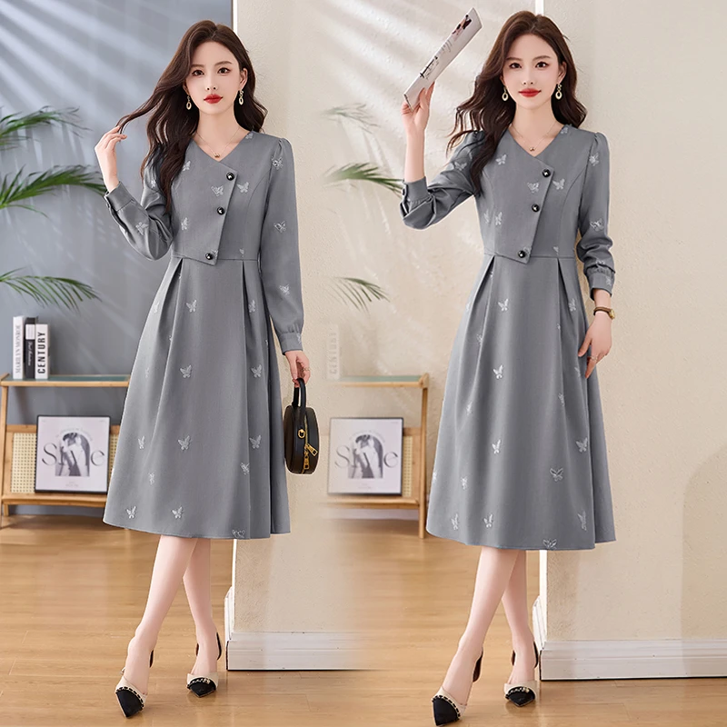 法式香风高奢2025春季长袖显瘦时尚气质收腰连衣裙裙子新款遮肚子