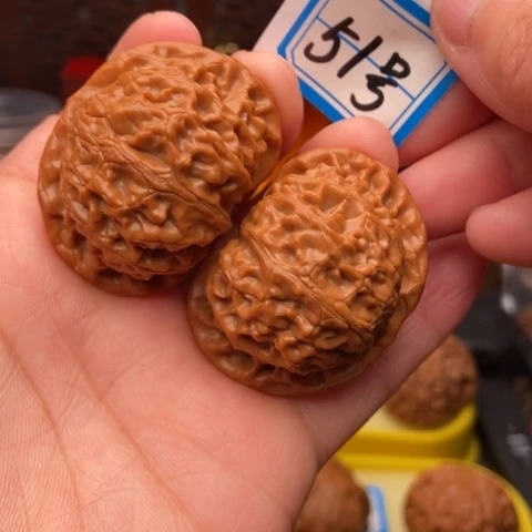 文玩核桃吊坠宫灯42.5