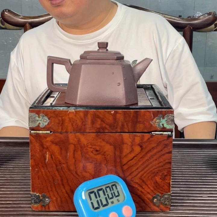 茶壶紫砂柴***子哈哈哈我还没有到这句