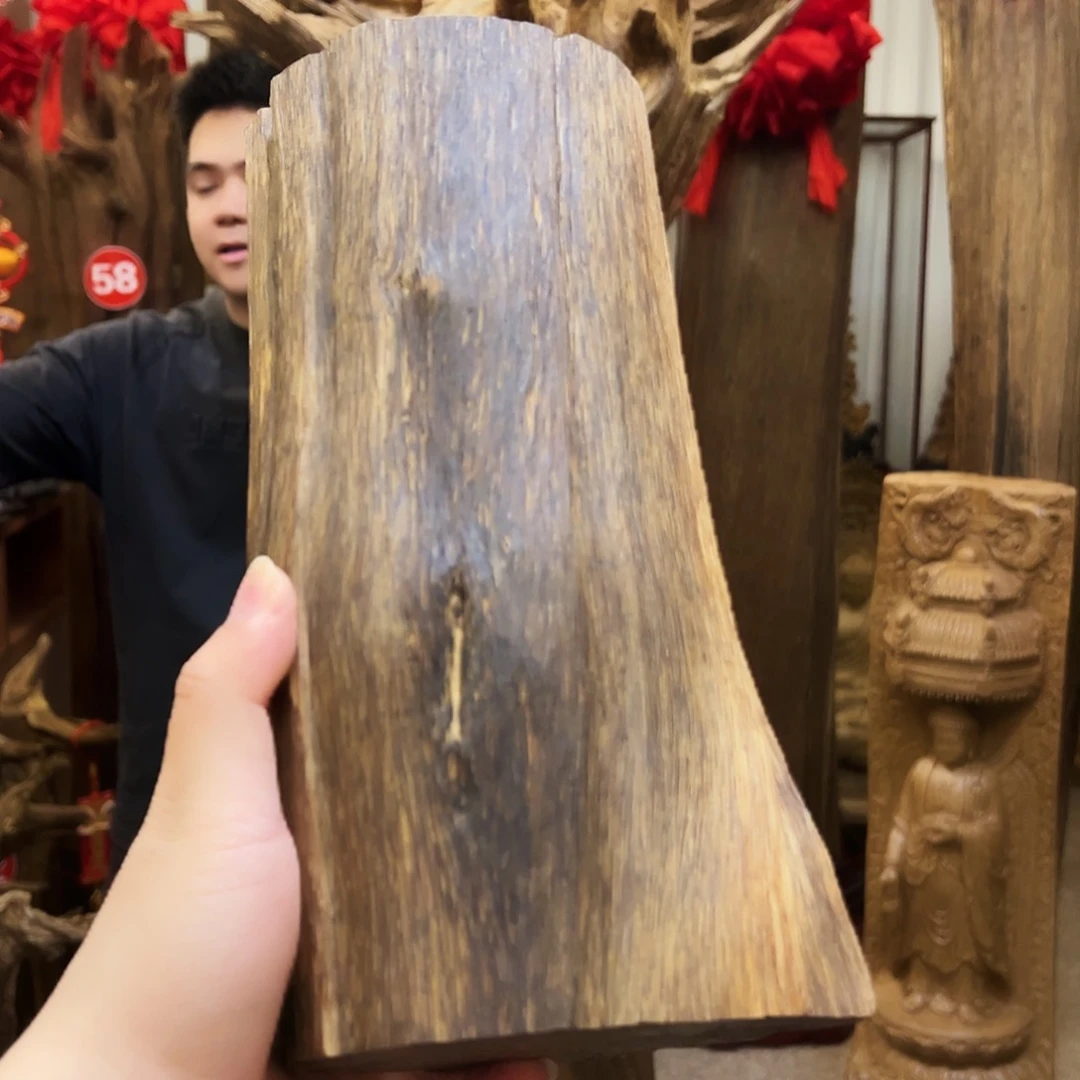 沉香碎屑沉香白**杰沉香材料