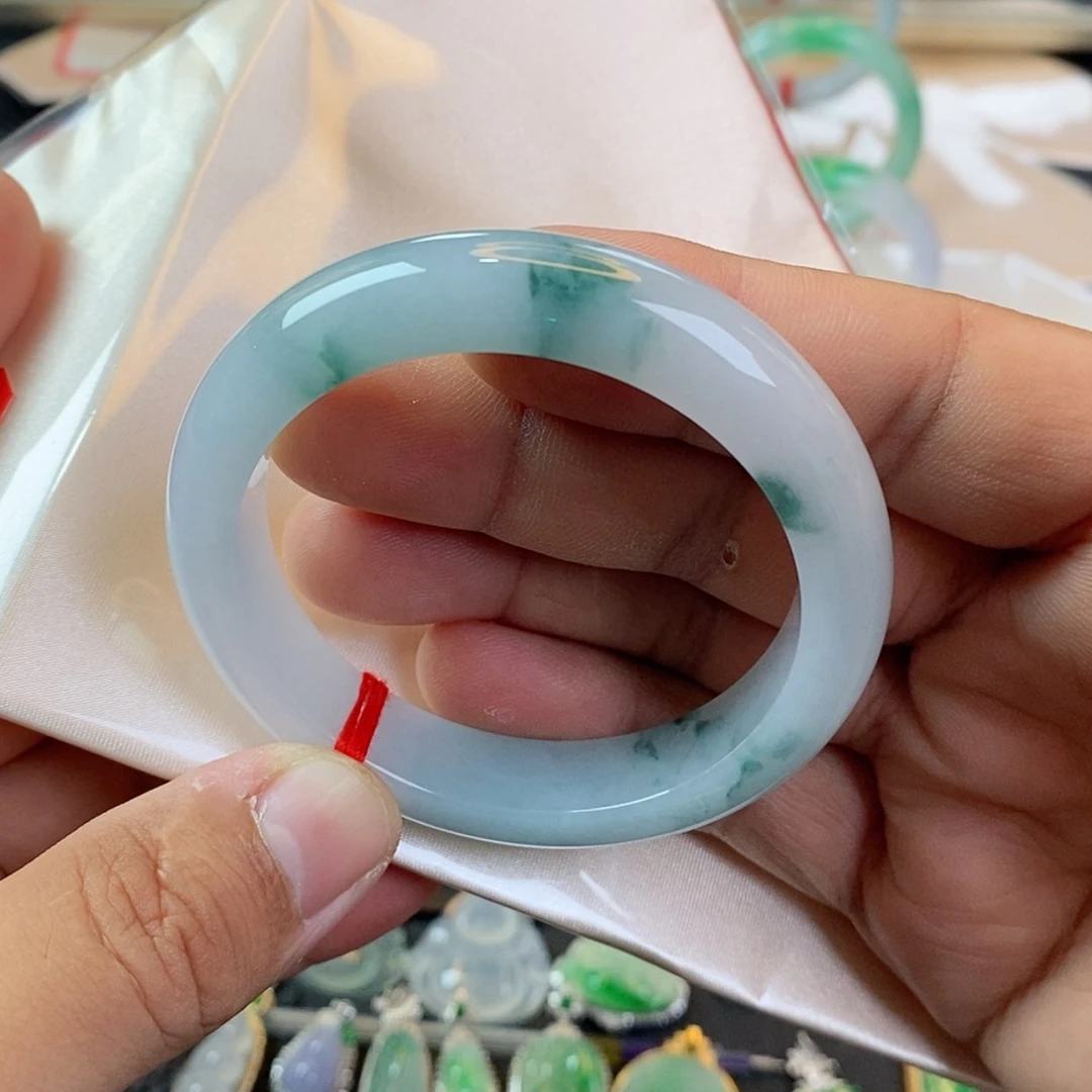 【闪购商品】未镶嵌手镯翡翠