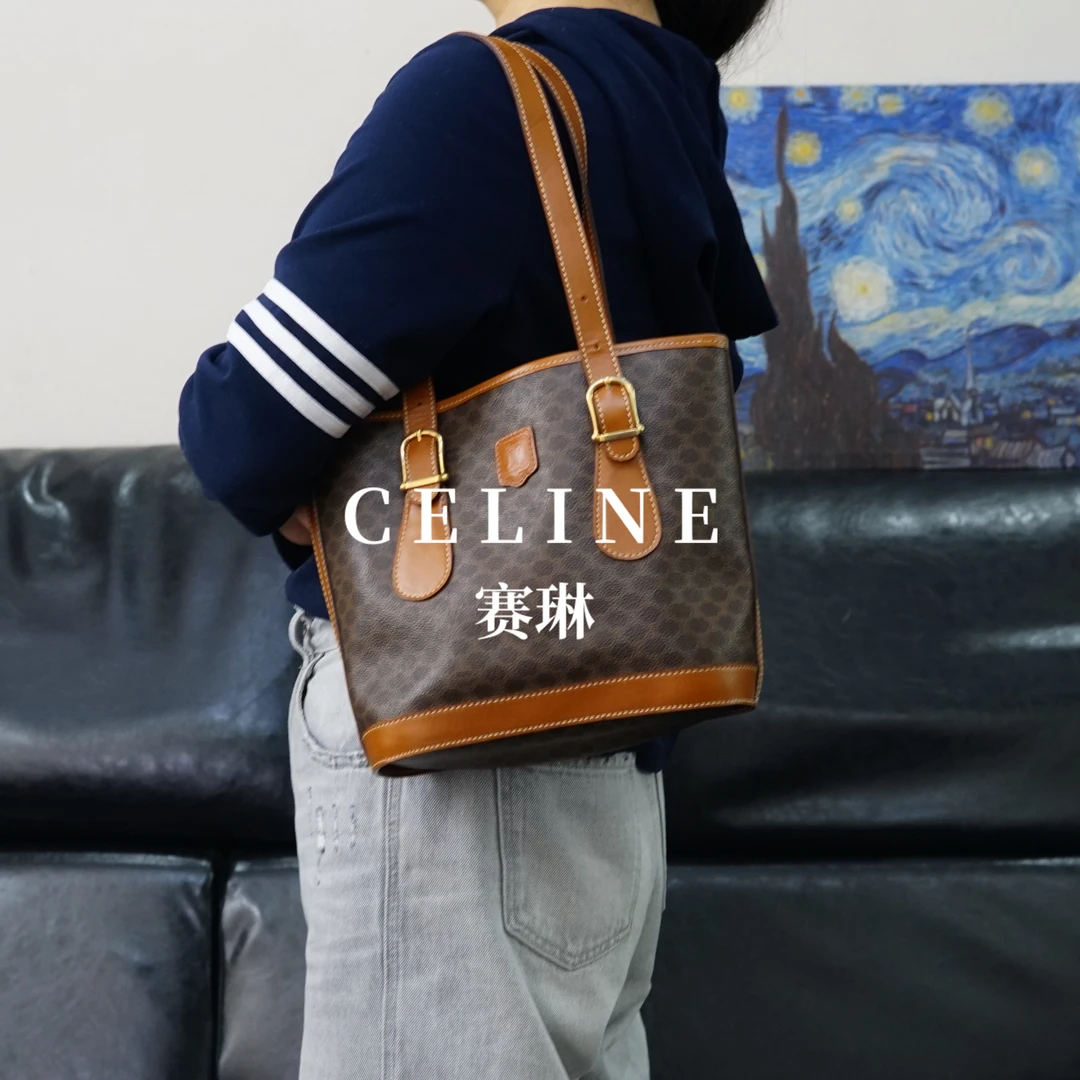95新 Celine/思琳 老花水桶单肩包/EE04102124/2124