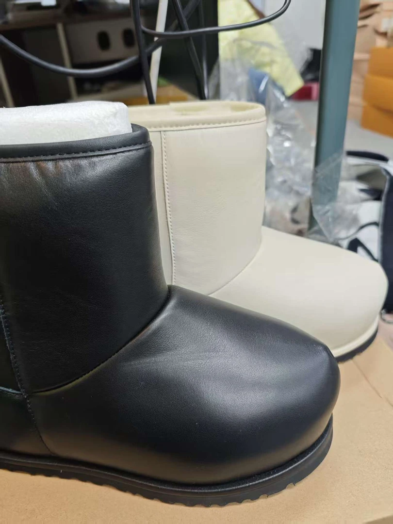 2025新款（U家黑白加厚雪地靴）冬季时尚休闲保暖