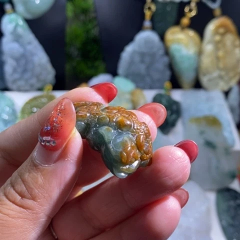 【闪购商品】颈饰未镶嵌翡翠金蟾