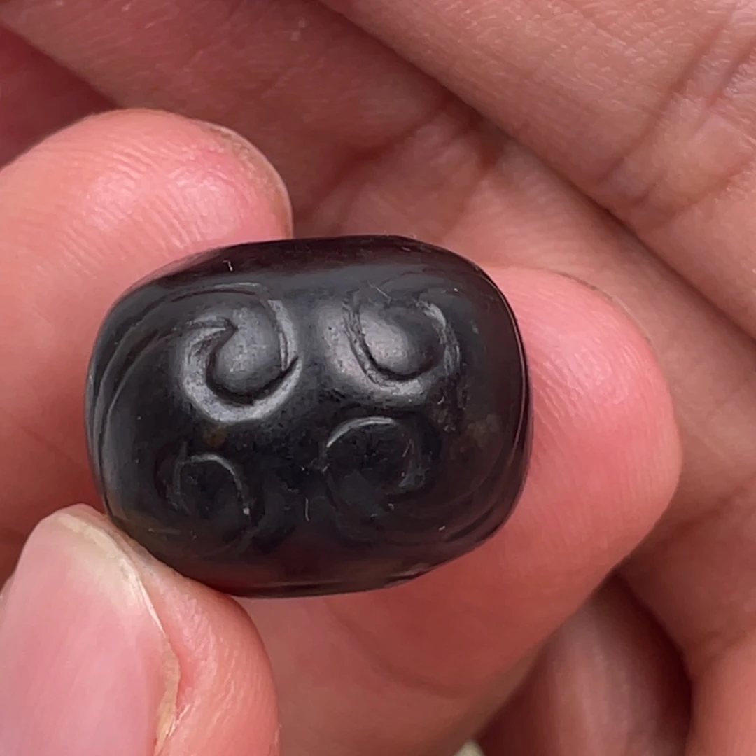 和田玉（糖玉）颈饰未镶嵌