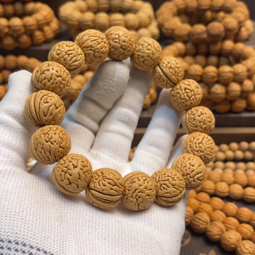 手串桃核人***?盘锦肌肉纹