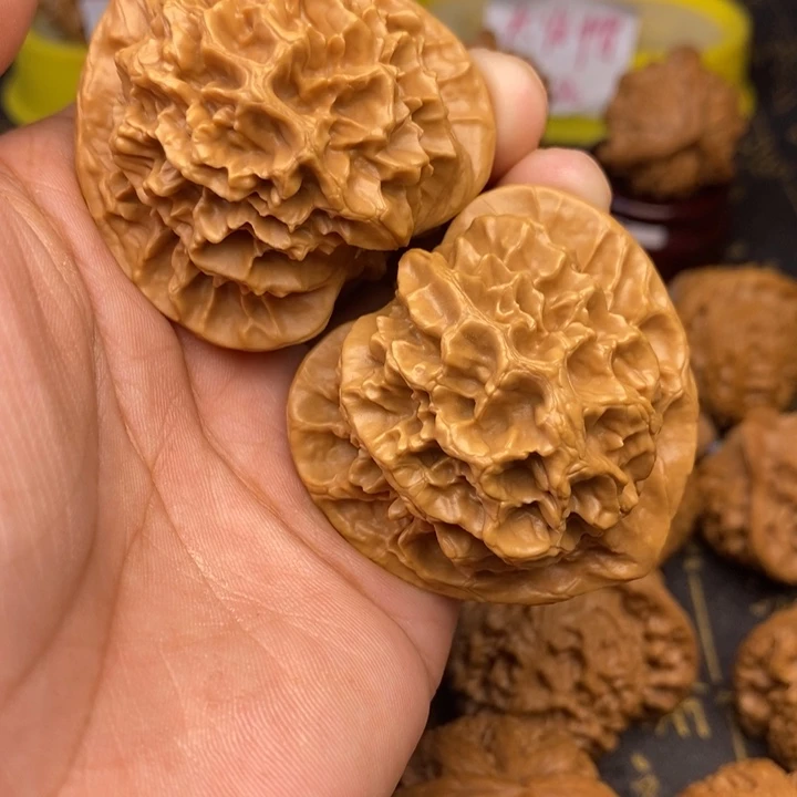 文玩核桃把件45帝王